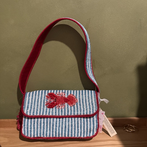 BNWT viral lobster beaded Women's Bag - Picture 1 of 5